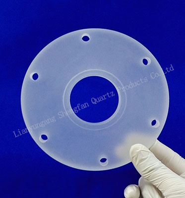 CNC-Finieren von Quarzglasplatten Korrosionsbeständig undurchsichtig