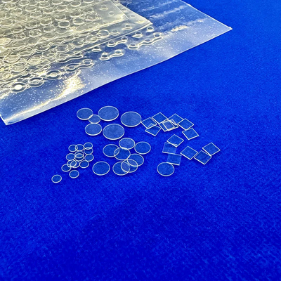 Laserschneiden von ultrakleinem transparenten Quarzglas