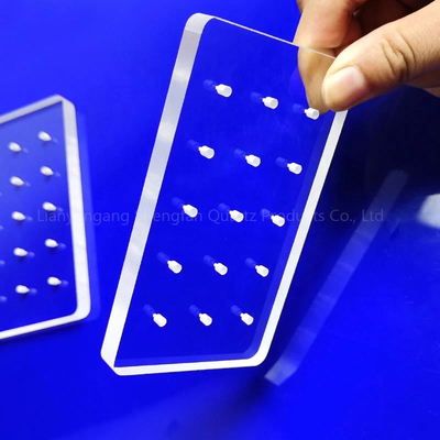 Professionelle, benutzerdefinierte Ultraviolette Quarzperforierte Glasplatte