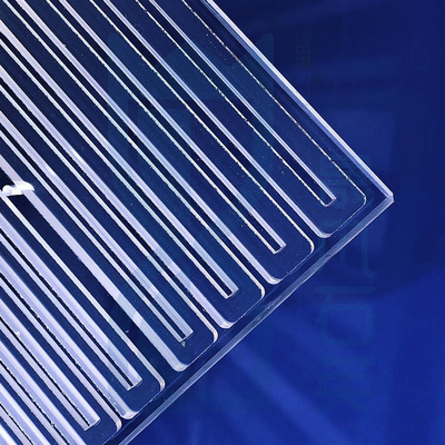 CNC-Bearbeitung von hochpräzisen geschmolzenen Quarzglasplatten