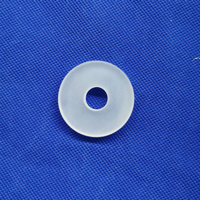 Hochtemperaturschleifen von perforierten Quarzblechen