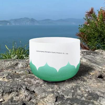 Reine Quarzkristall-Sängeschüssel mit digitaler Musikskala für Chakrenheilung und Meditation