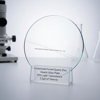 Maßgeschneiderte Quarzplatte mit 92% Lichtdurchlässigkeit 2,2 g/cm3 Dichte und 1150°C Arbeitstemperatur