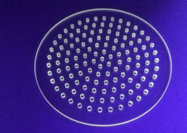 Hohe Durchlässigkeit Quarzglasplatte Transparentes Schneiden für UV-Licht Laserbohren
