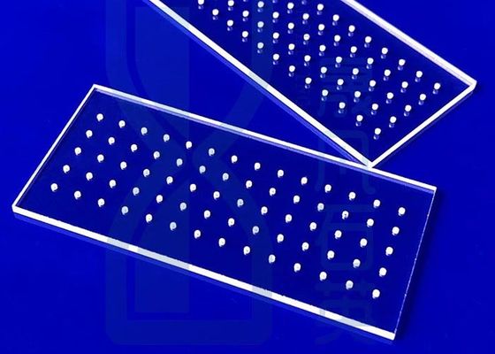 Hohe Durchlässigkeit Quarzglasplatte Transparentes Schneiden für UV-Licht Laserbohren
